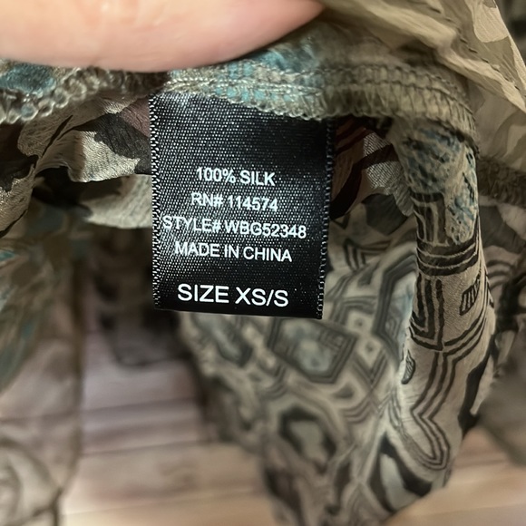 ⭐️ Nordstrom Bellatrix silk kimono XS/S - Picture 6 of 6